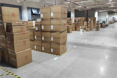 Rakumart shipping area